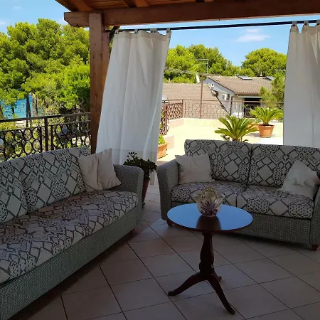Πανσιόν Casa Vacanze Gari Roseto Capo Spulico